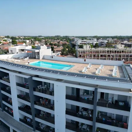 Modern Family Flat With Terrace And Pool *
