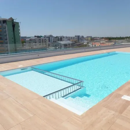 Apartment Modern Family Flat With Terrace And Pool *