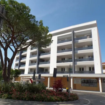 Modern Family Flat With Terrace And Pool * Bibione
